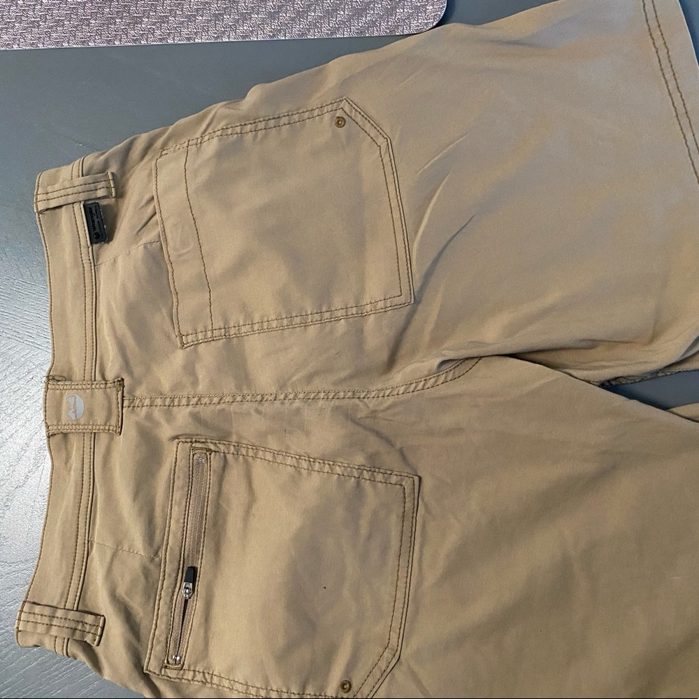 Arizona shorts